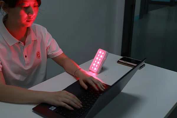 Red Light Therapy Handheld | 660nm 850nm Battery Powered Device